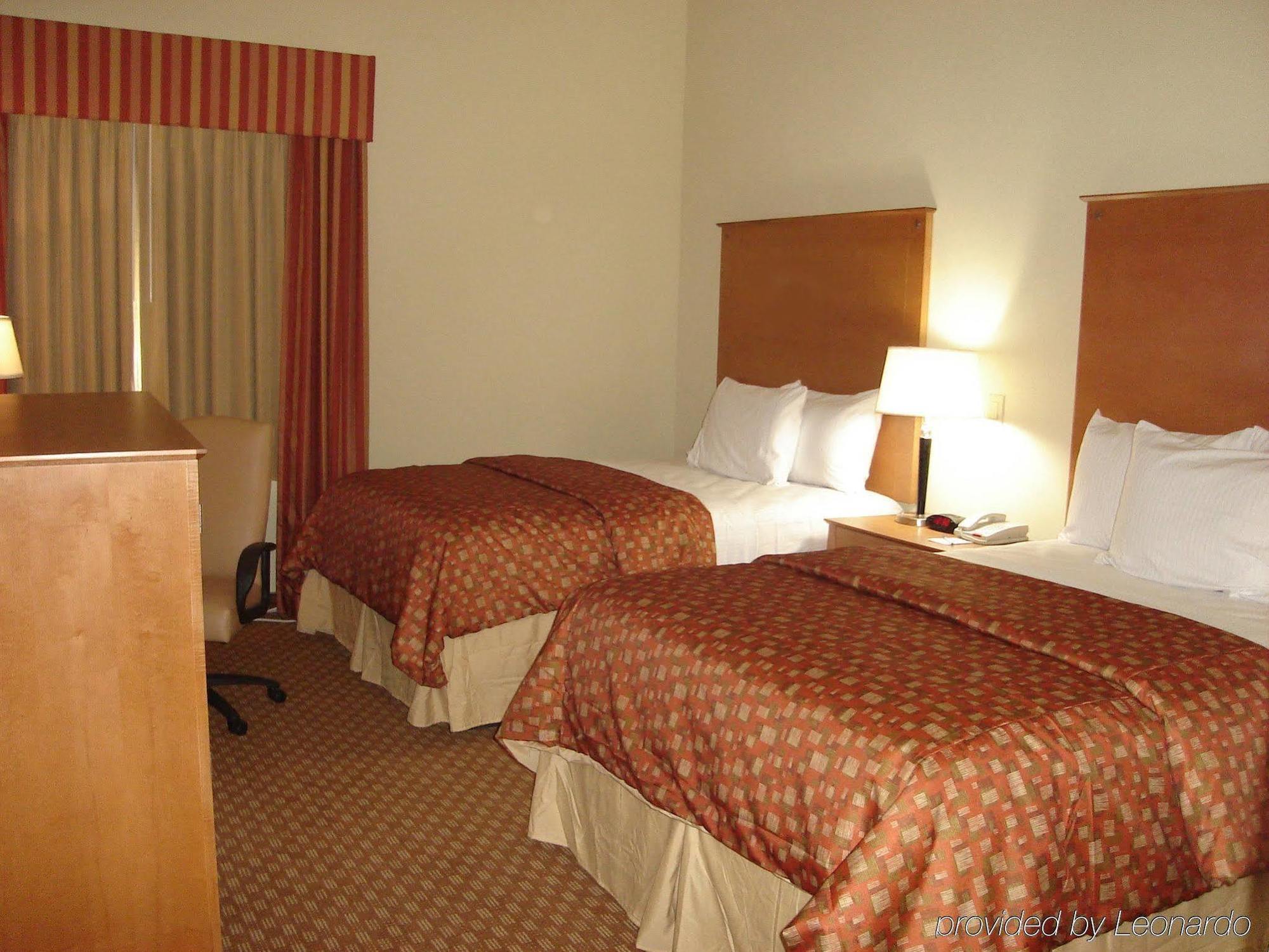 La Quinta By Wyndham Bridgeport Hotel Bagian luar foto